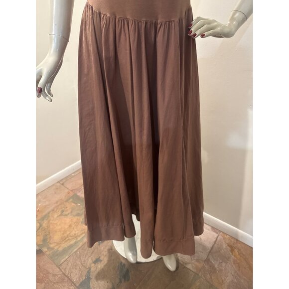 Luna Luz Off-Shoulder Chic Brown Maxi Dress With 3/4 Sleeves & Flowing Skirt - Picture 3 of 8